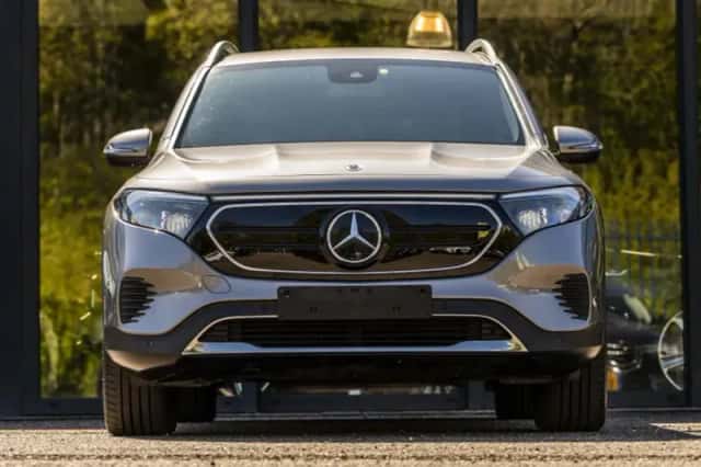 Mercedes-Benz EQB (2022) thumbnail 3