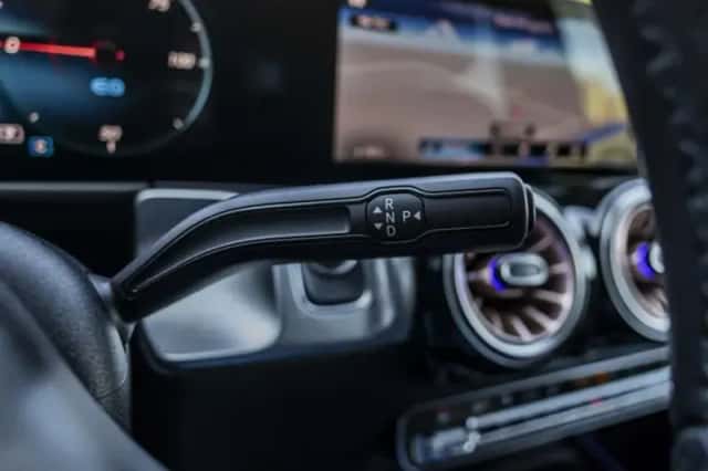 Mercedes-Benz EQB (2022) thumbnail 30