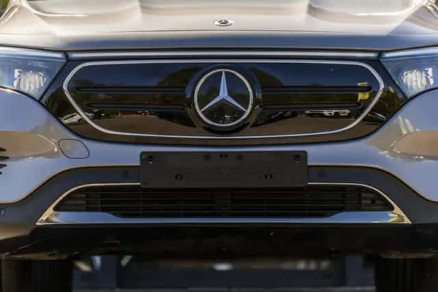 Mercedes-Benz EQB (2022) thumbnail 4