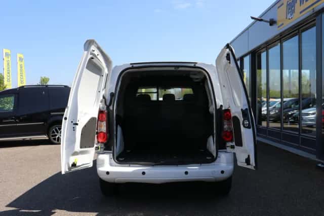 Peugeot E-Partner (2019) thumbnail 15