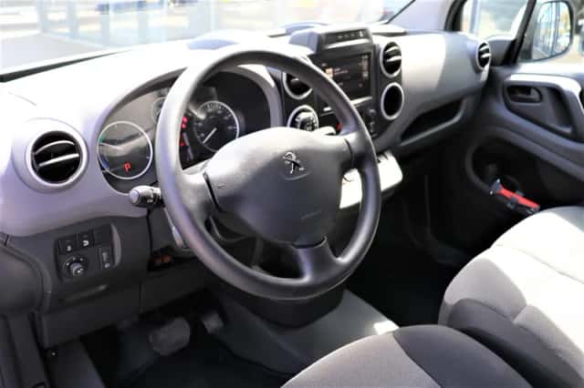 Peugeot E-Partner (2019) thumbnail 6