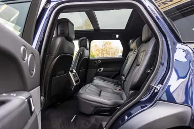 Land Rover Range Rover Sport (2019) thumbnail 16