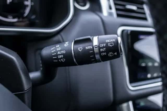 Land Rover Range Rover Sport (2019) thumbnail 33