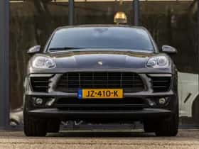 Porsche Macan (2016) thumbnail 2