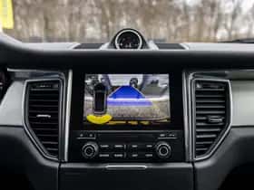 Porsche Macan (2016) thumbnail 48