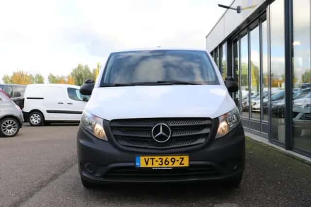 Mercedes-Benz Vito (2016) thumbnail 5
