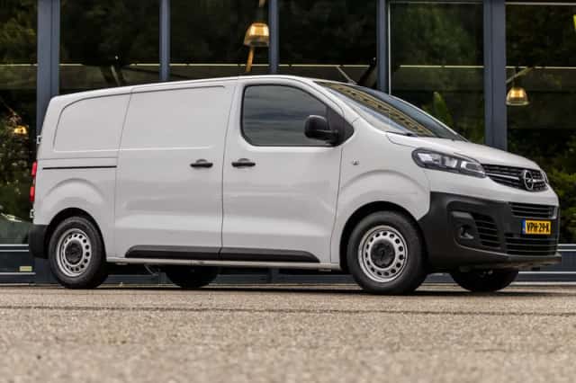 Opel Vivaro (2022) thumbnail 1