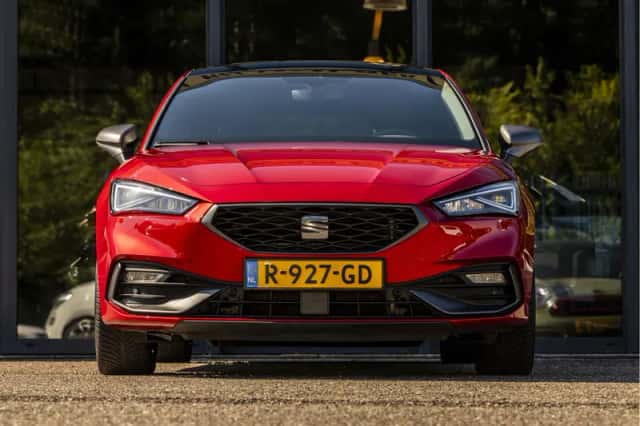 SEAT Leon (2021) thumbnail 2