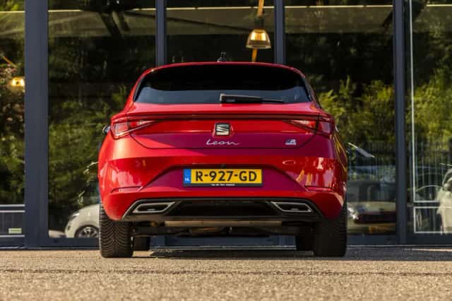 SEAT Leon (2021) thumbnail 6