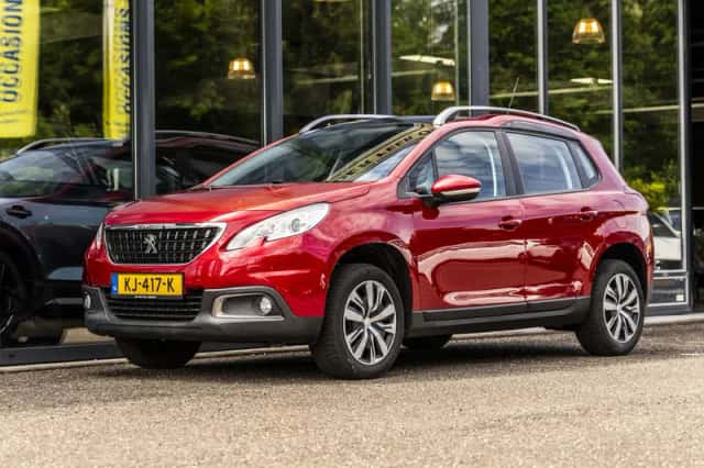 Peugeot 2008 (2016) thumbnail 10