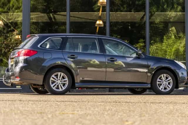 Subaru Legacy (2014) thumbnail 6