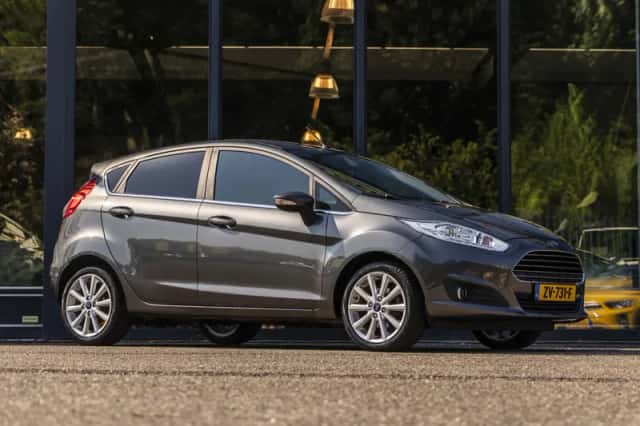 Ford Fiesta (2016) thumbnail 1
