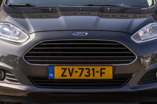 Ford Fiesta (2016) thumbnail 4