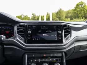 Volkswagen T-Roc (2019) thumbnail 28