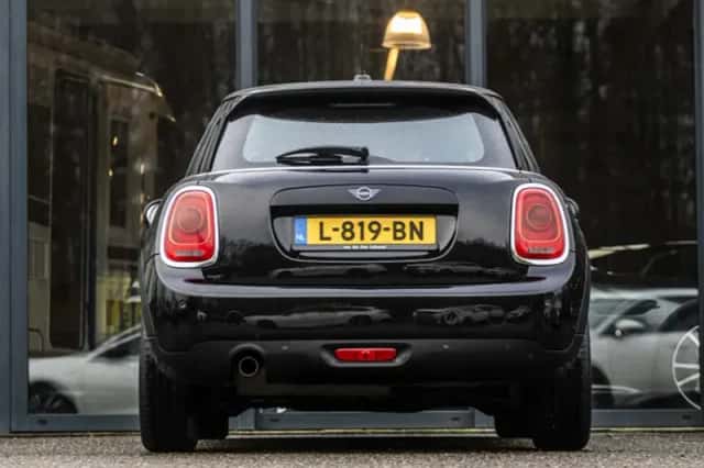 MINI One (2021) thumbnail 7