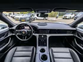 Porsche Taycan (2022) thumbnail 19