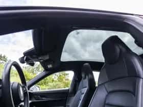 Porsche Taycan (2022) thumbnail 25