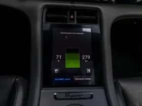 Porsche Taycan (2022) thumbnail 32