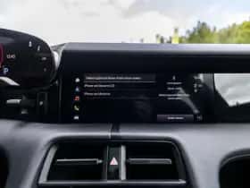 Porsche Taycan (2022) thumbnail 36