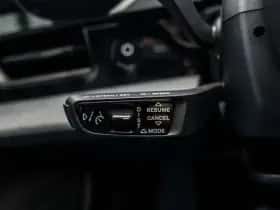 Porsche Taycan (2022) thumbnail 46