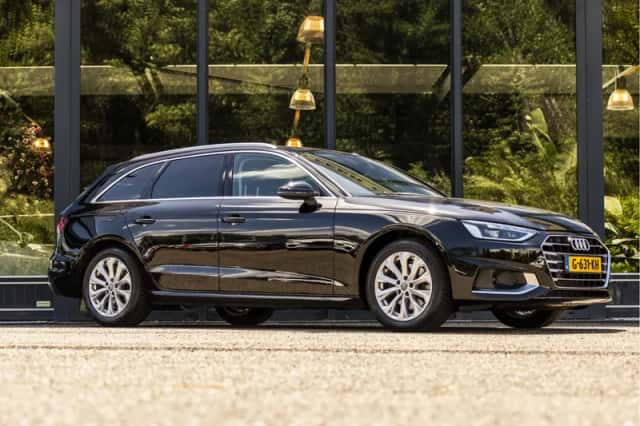Audi A4 (2019) thumbnail 1