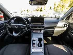Hyundai Kona (2021) thumbnail 16