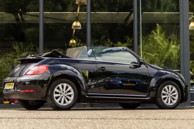 Volkswagen Beetle (2016) thumbnail 6