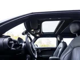 MINI Electric (2019) thumbnail 15