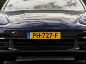 Porsche Panamera (2017) thumbnail 4