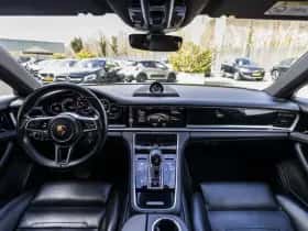 Porsche Panamera (2017) thumbnail 32