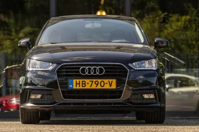 Audi A1 (2015) thumbnail 3