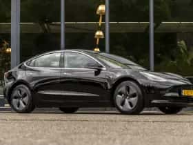 Tesla Model 3 (2019) thumbnail 2