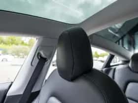 Tesla Model 3 (2019) thumbnail 23