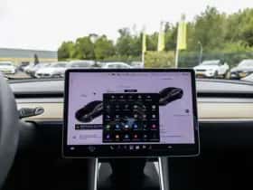 Tesla Model 3 (2019) thumbnail 33