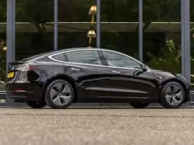 Tesla Model 3 (2019) thumbnail 6