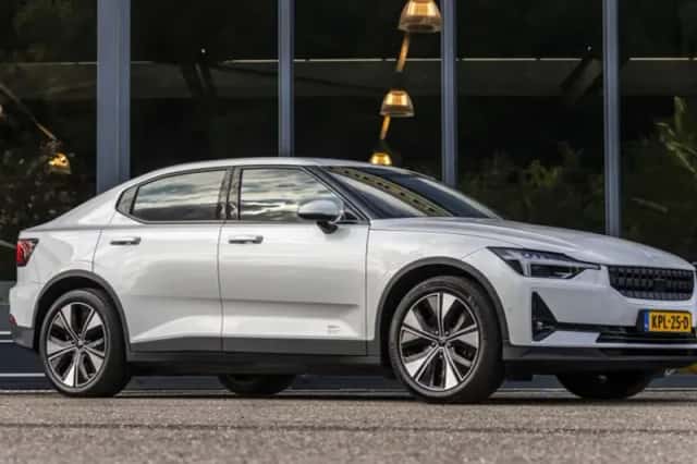 Polestar 2 (2023) thumbnail 2
