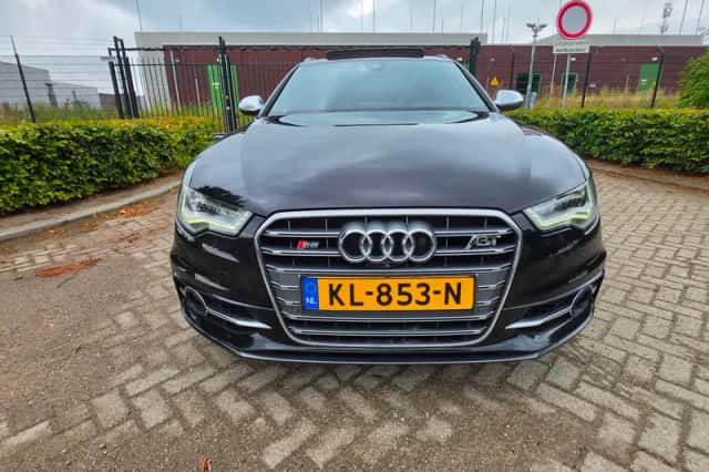 Audi S6 (2012) thumbnail 3