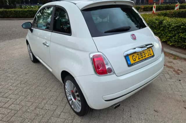 Fiat 500 (2009) thumbnail 3