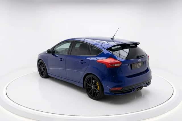 Ford Focus (2016) thumbnail 3