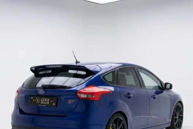 Ford Focus (2016) thumbnail 4