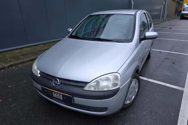 Opel Corsa (2001) thumbnail 1
