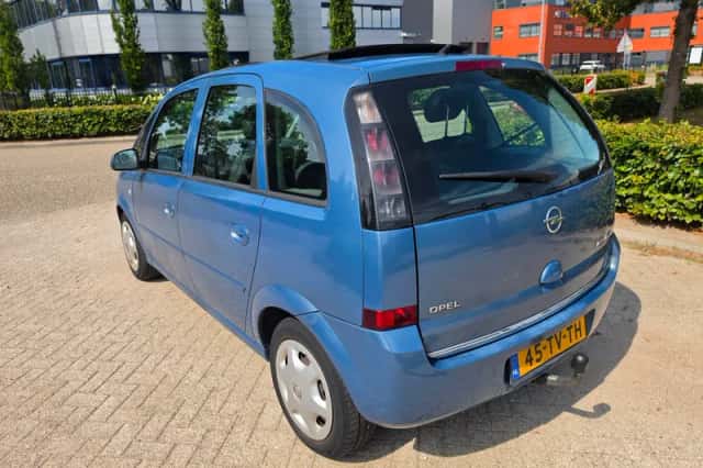 Opel Meriva (2007) thumbnail 2