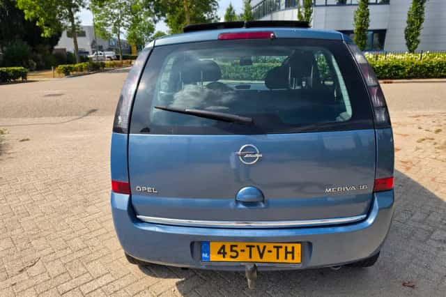 Opel Meriva (2007) thumbnail 4