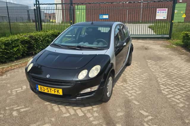 Smart Forfour (2006) thumbnail 1