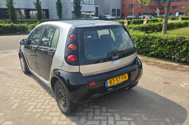 Smart Forfour (2006) thumbnail 3