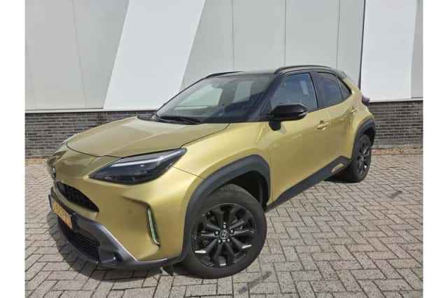 Toyota Yaris Cross (2023) thumbnail 1