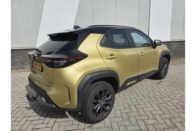 Toyota Yaris Cross (2023) thumbnail 3