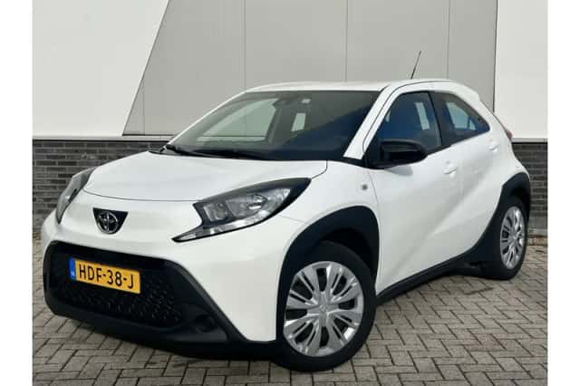Toyota Aygo X (2025) thumbnail 1