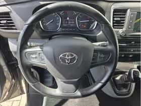 Toyota Proace (2023) thumbnail 9