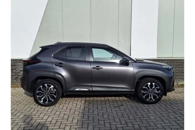 Toyota Yaris Cross (2024) thumbnail 6